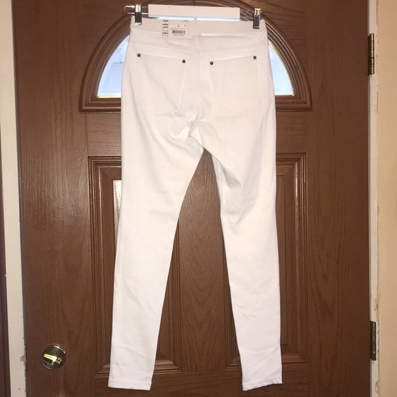 HUE Original Denim Leggings Essential Jeggings Stretch Mid-Rise In White BNWT - Picture 10 of 15